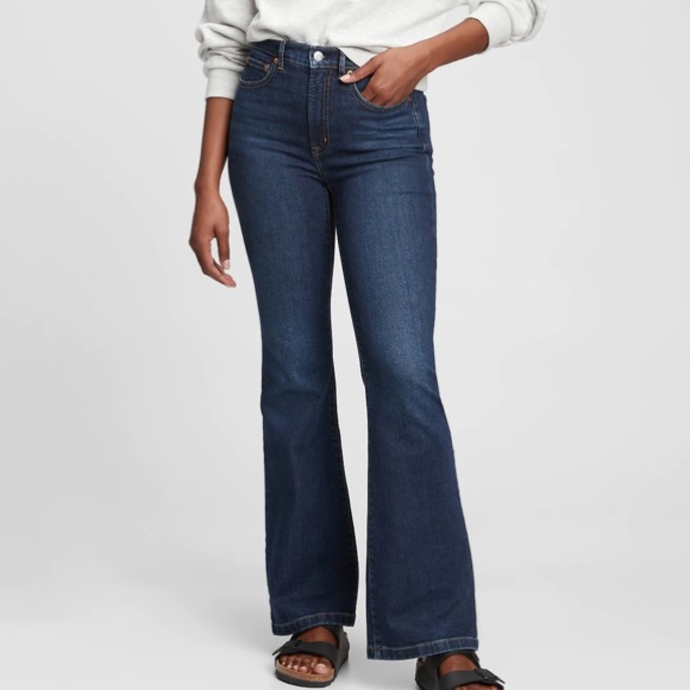 Gap Women’s 1969 Modern Flare Dark Wash Jeans, Size 29 Regular